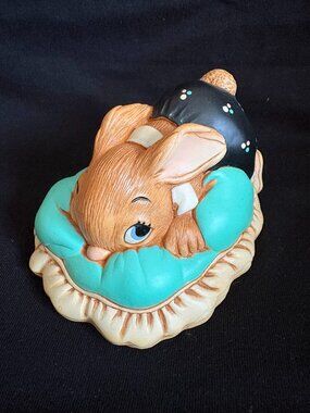 Pendelfin Bunny Figurine